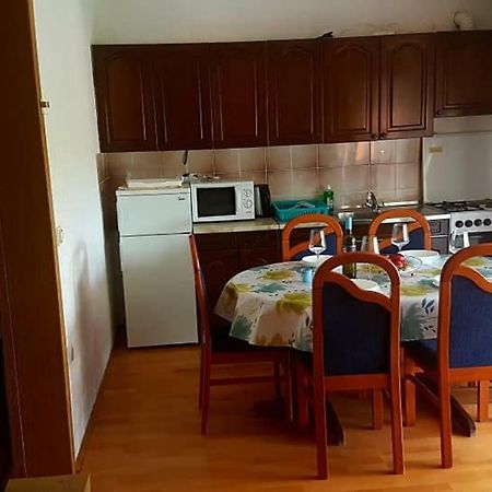 Apartmani Vibovec Lana 305 Lopar Exteriér fotografie