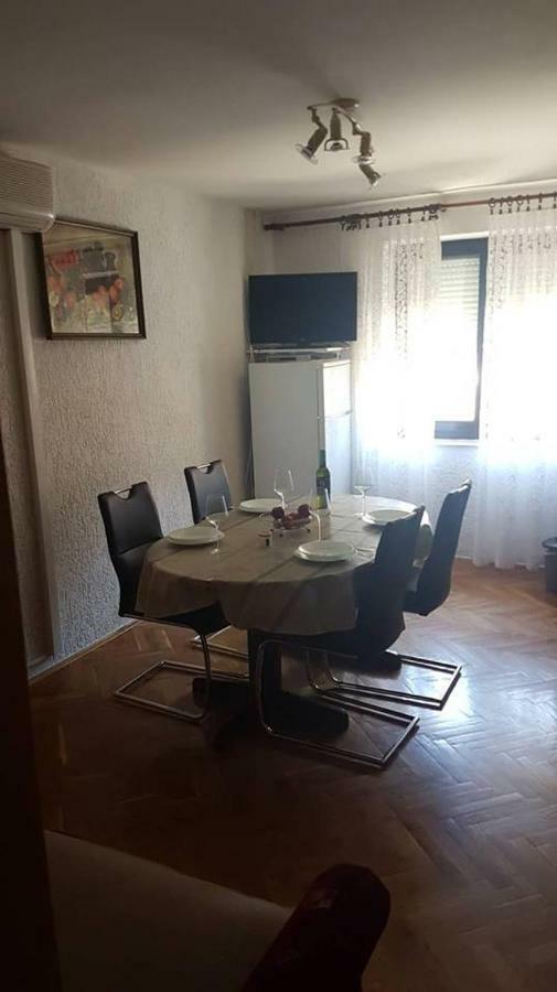 Apartmani Vibovec Lana 305 Lopar Exteriér fotografie
